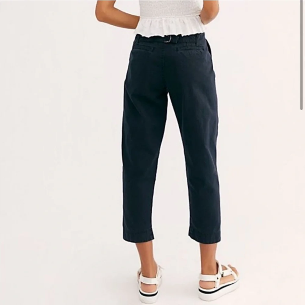 Free People Boyfriend Chino Pant Buttonfly Navy size 6